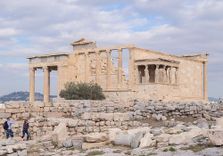 Erechth...