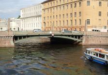 Поцелуев Мост