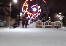 Памятник в честь 5...