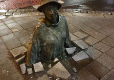 Pomnik Anonimo...