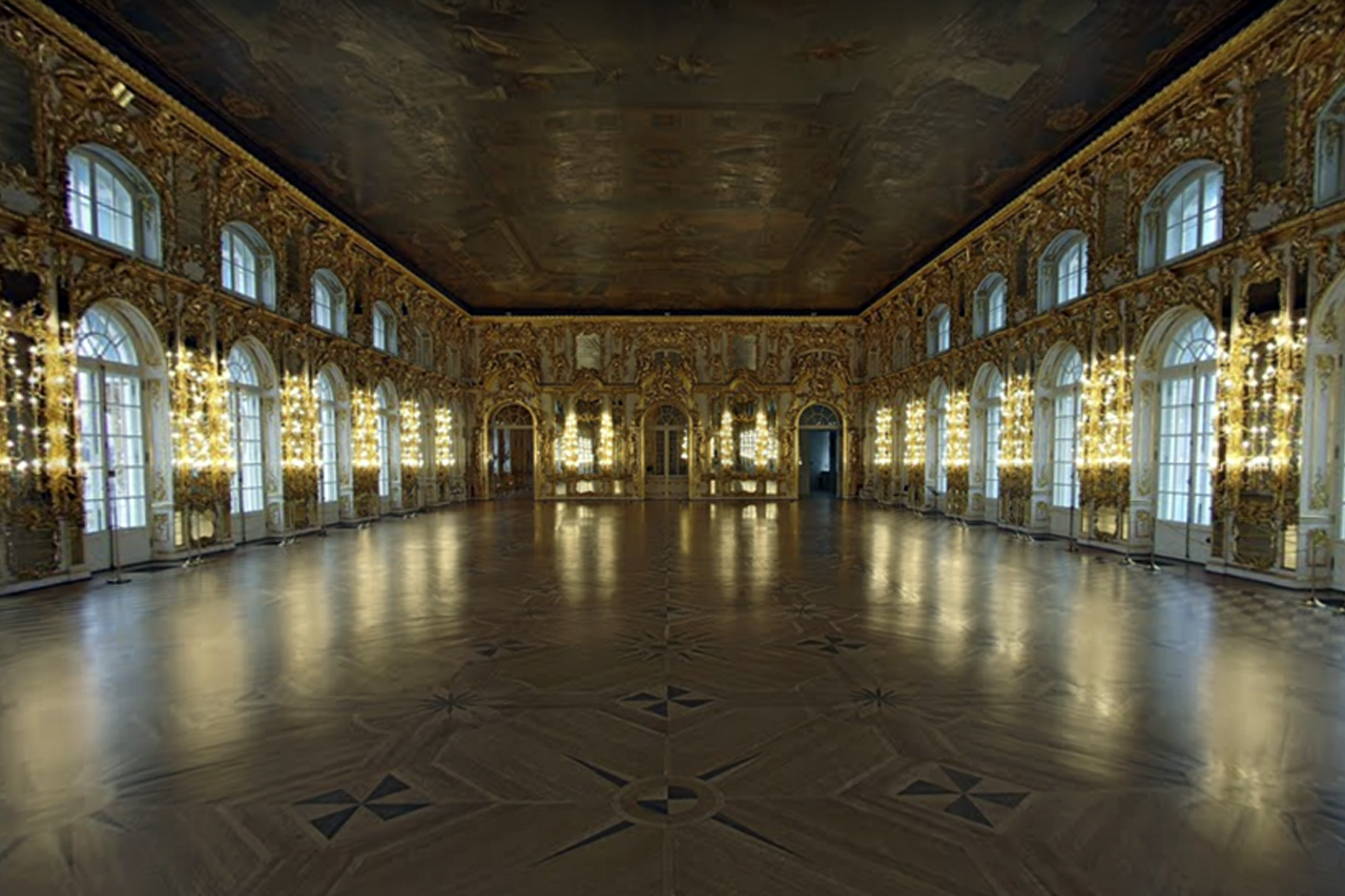 Залы Екатерининского дворца в Царском селе: фото и описание